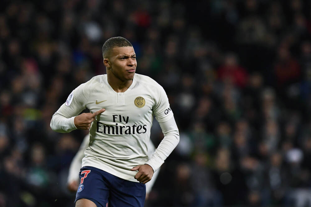 安路科技最新公告：国家大基金10月15日～10月16日减持14.39万股